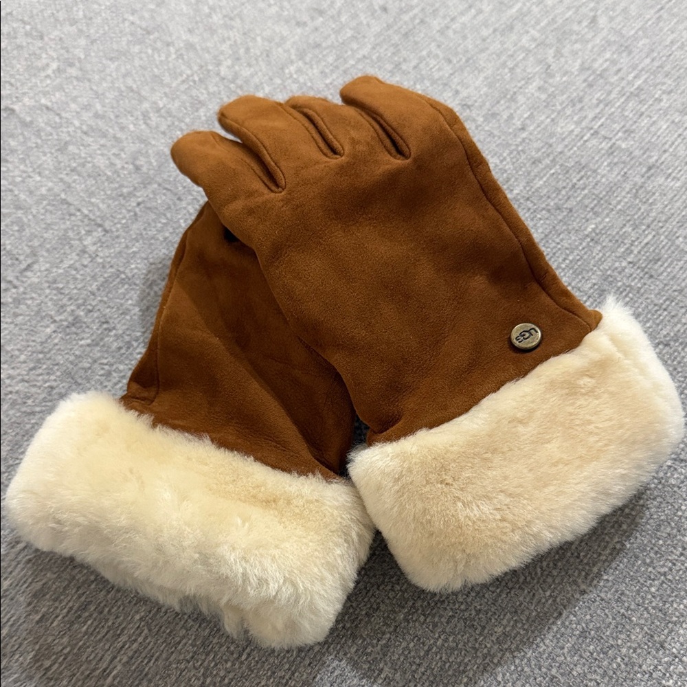 UGG Tan Suede Gloves with Cream Fur Trim